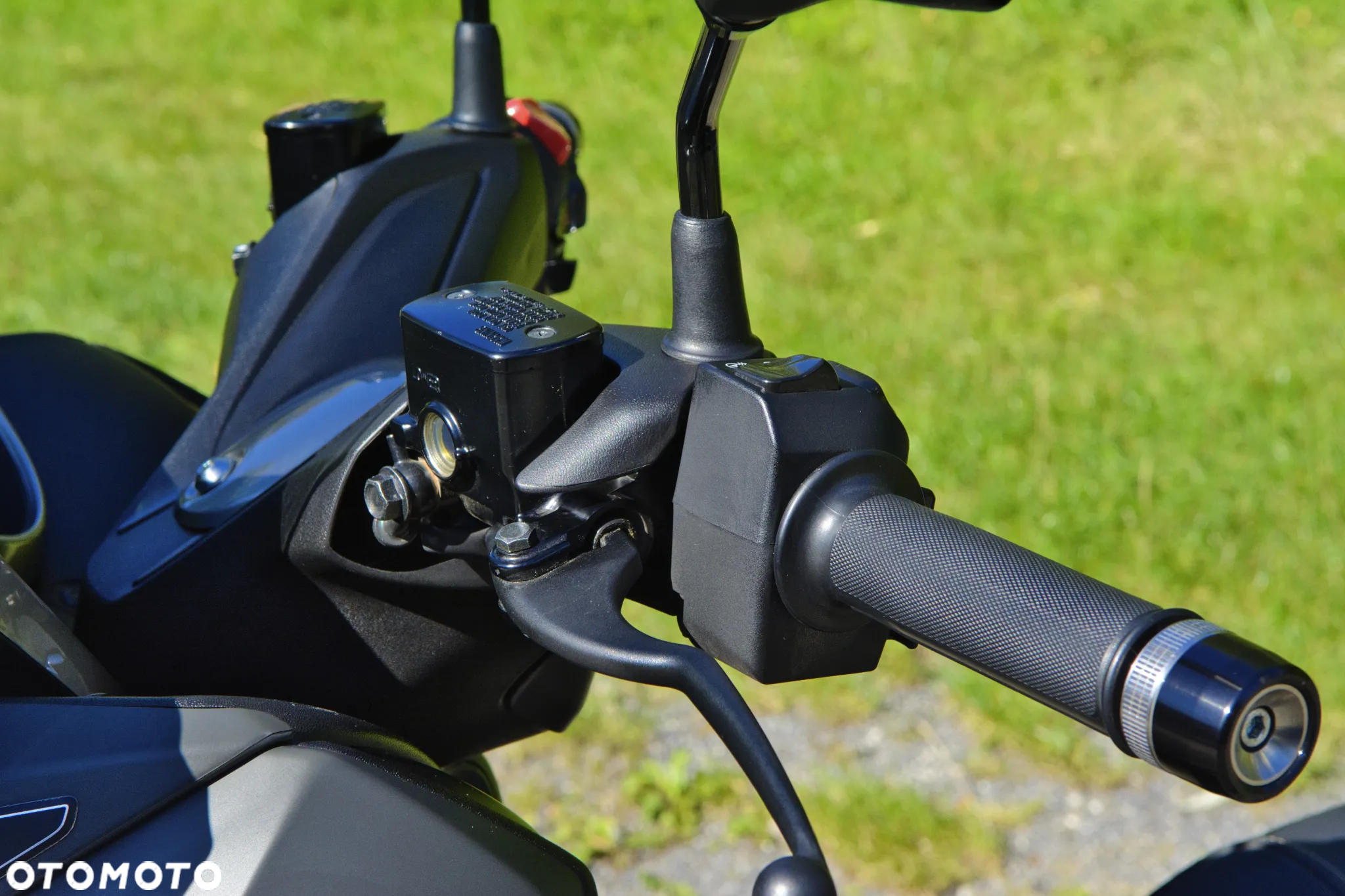 Yamaha X-max - 12