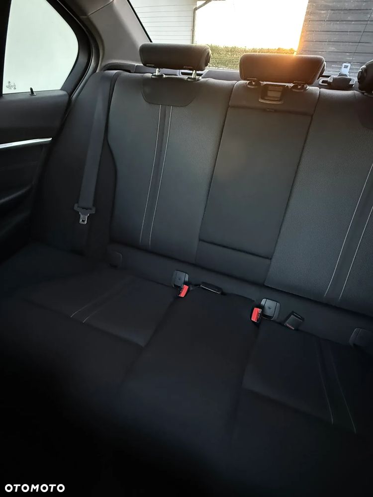 BMW Seria 3 335d xDrive Sport Line - 14