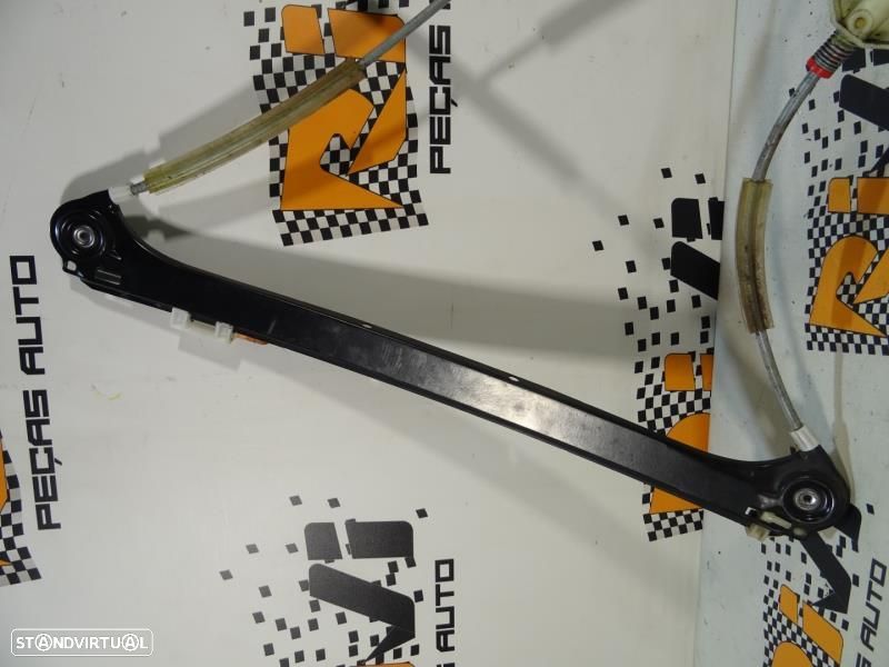 Elevador De Vidro Frente Direito Audi A3 Sportback (8Pa)  8P4837462a / - 8