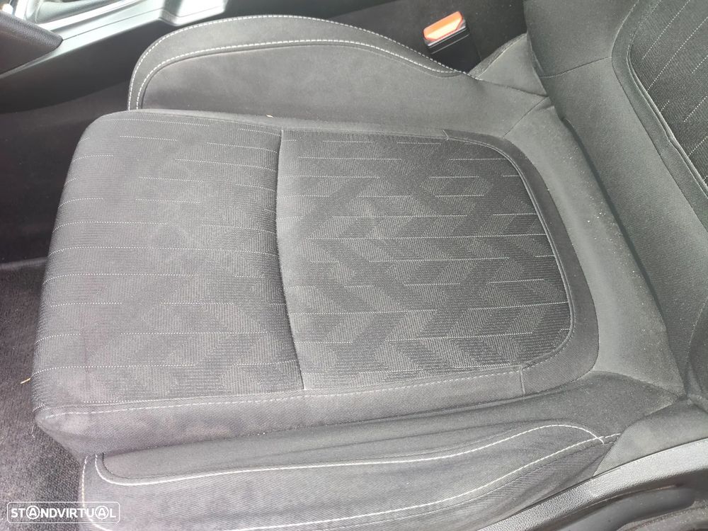 Renault Mégane Sport Tourer - 7