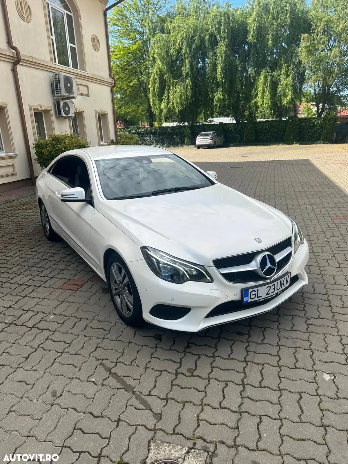 Mercedes-Benz E 200 Coupe 7G-TRONIC - 1