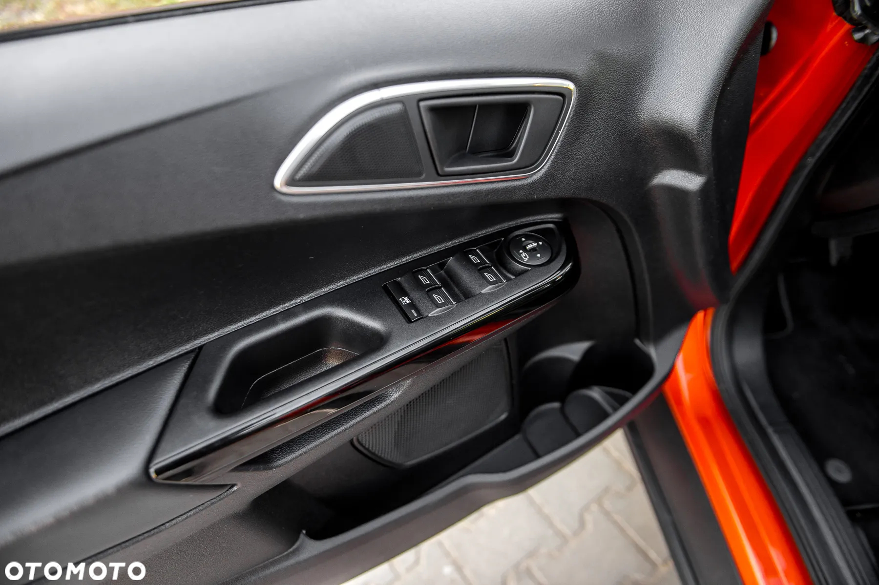 Ford B-MAX 1.0 EcoBoost Titanium - 25
