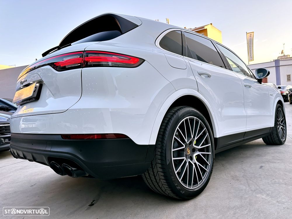 Porsche Cayenne E-Hybrid - 46