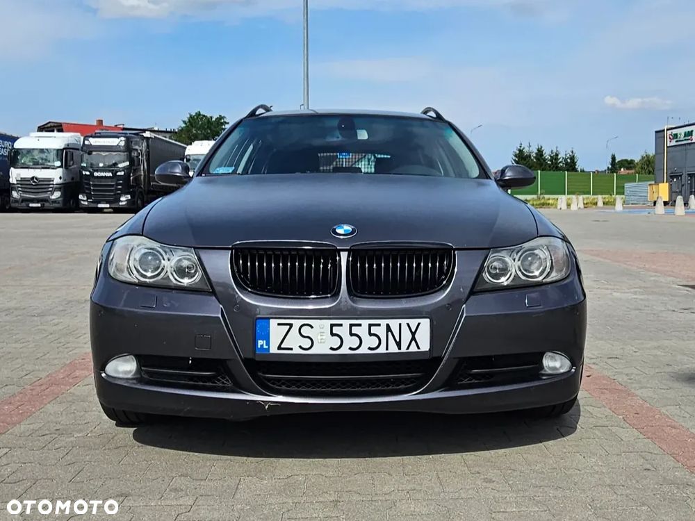 BMW Seria 3 - 1
