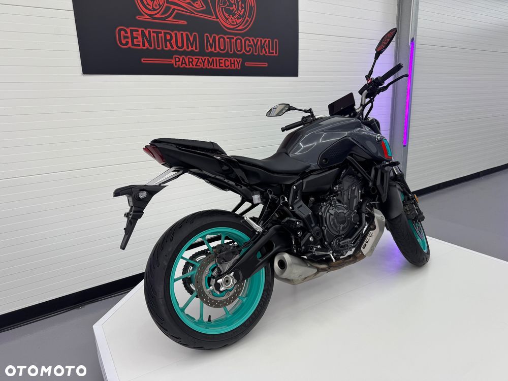 Yamaha MT - 3