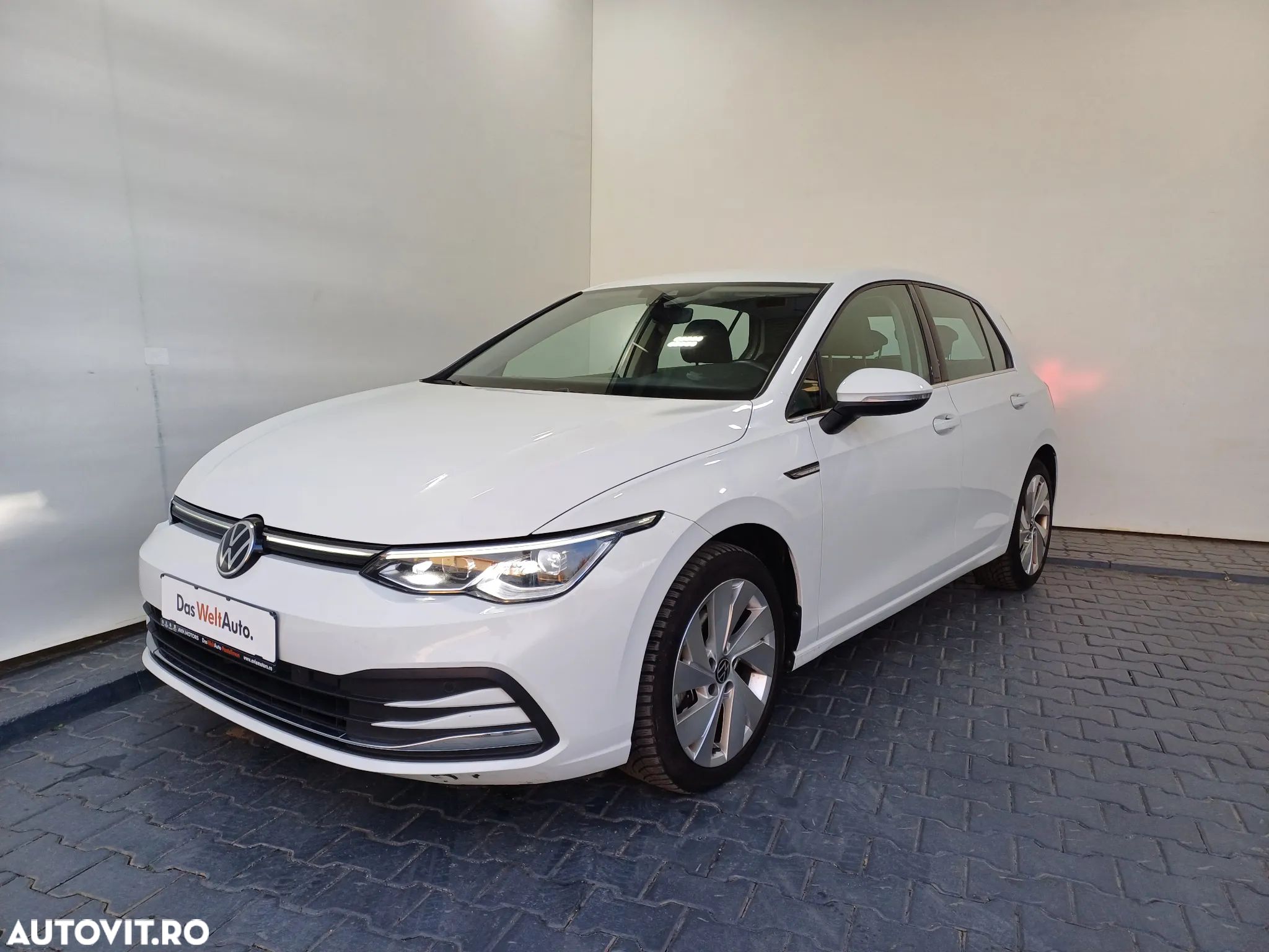 Volkswagen Golf 2.0 TDI DSG Style - 1