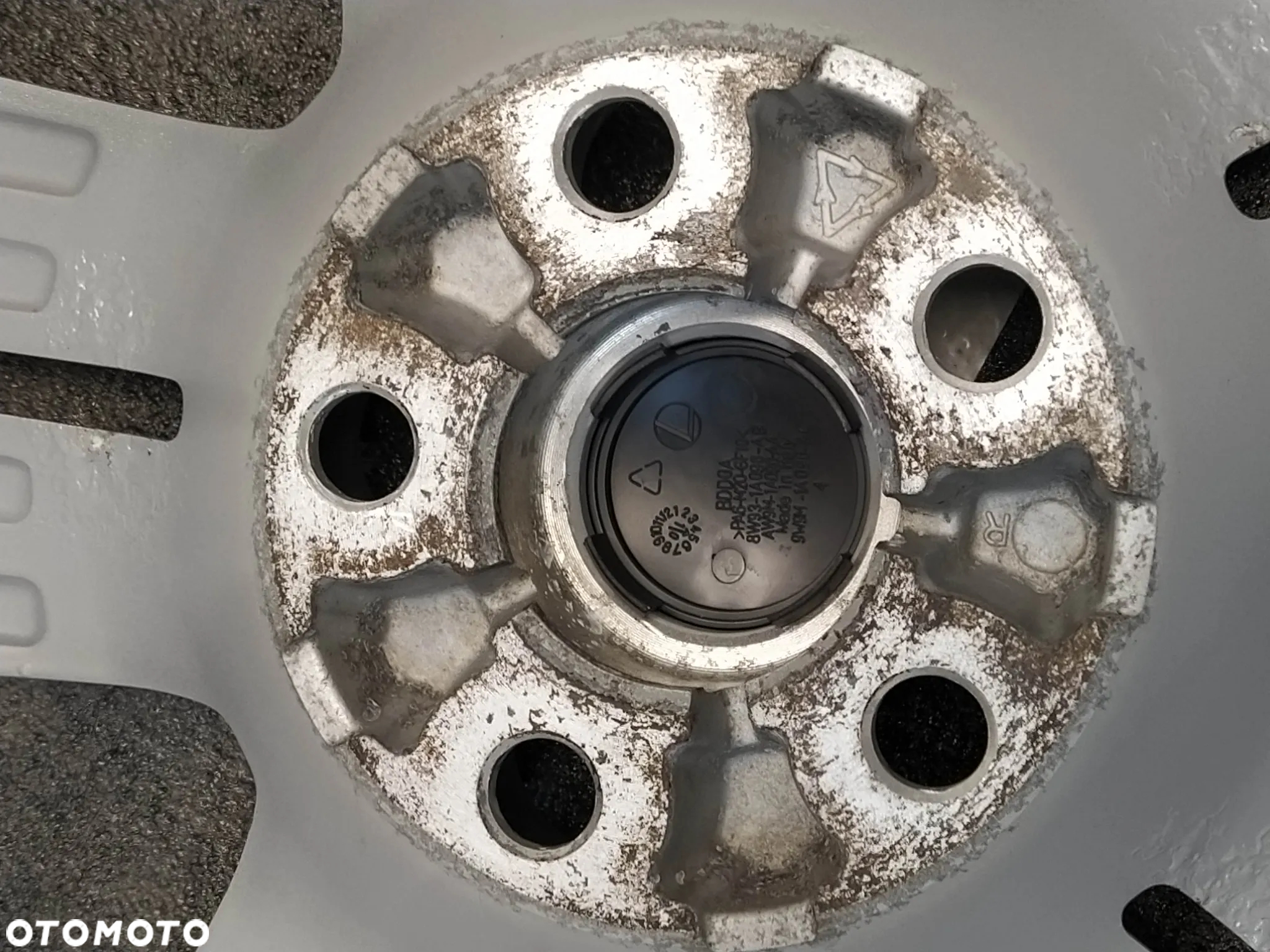 JAGUAR F-PACE X761 8.5X20 ORYGINALNE FELGI ALUMINIOWE R20 ET45 5X108 4XCZUJNIKI TPMS CIŚNIENIA OPON - 19