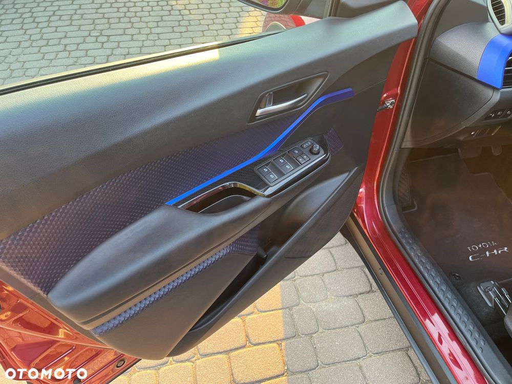 Toyota C-HR - 16