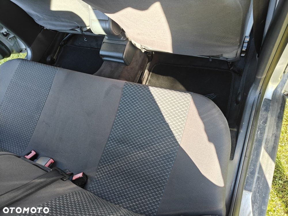 Audi A4 Avant - 5