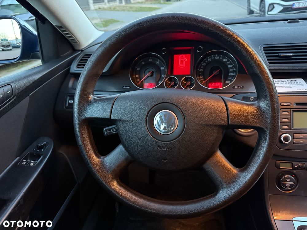 Volkswagen Passat Variant 1.6 FSI Comfortline - 15