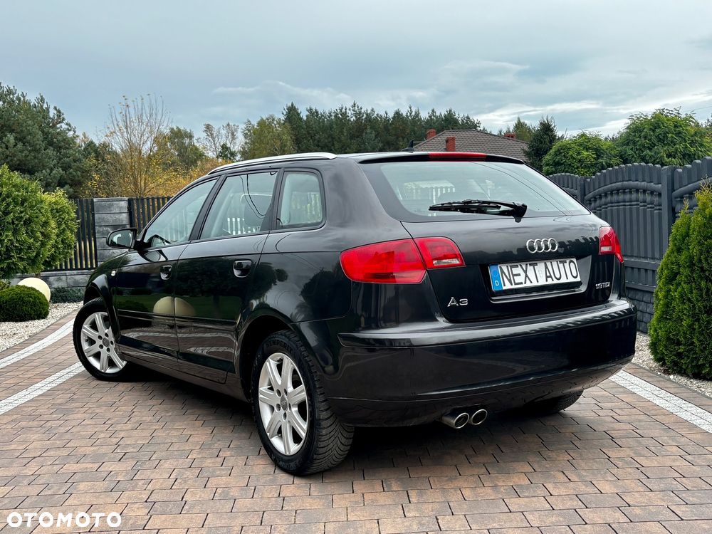 Audi A3 Sportback - 12