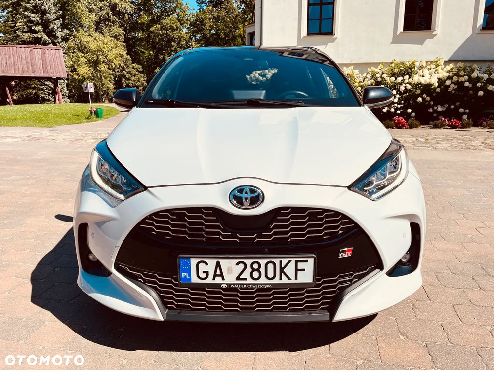 Toyota Yaris 1.5 VVT-i GR SPORT - 2