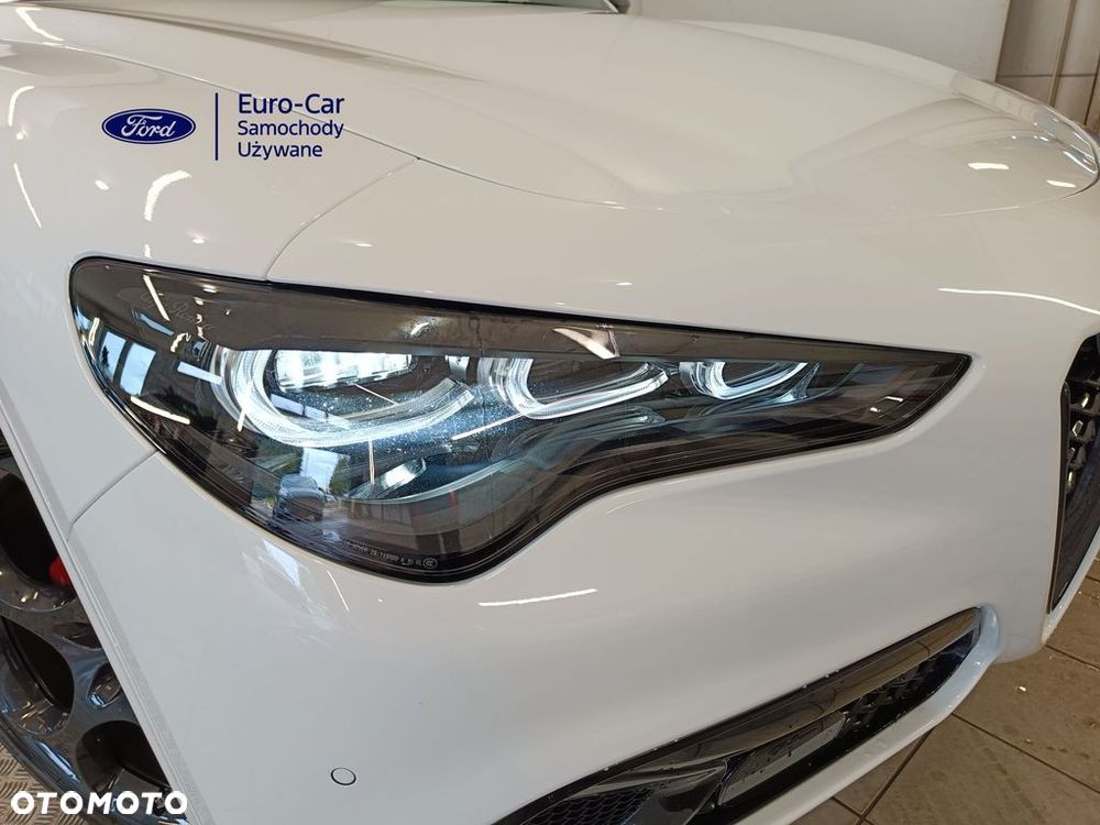 Alfa Romeo Stelvio 2.0 Turbo Veloce Q4 - 36