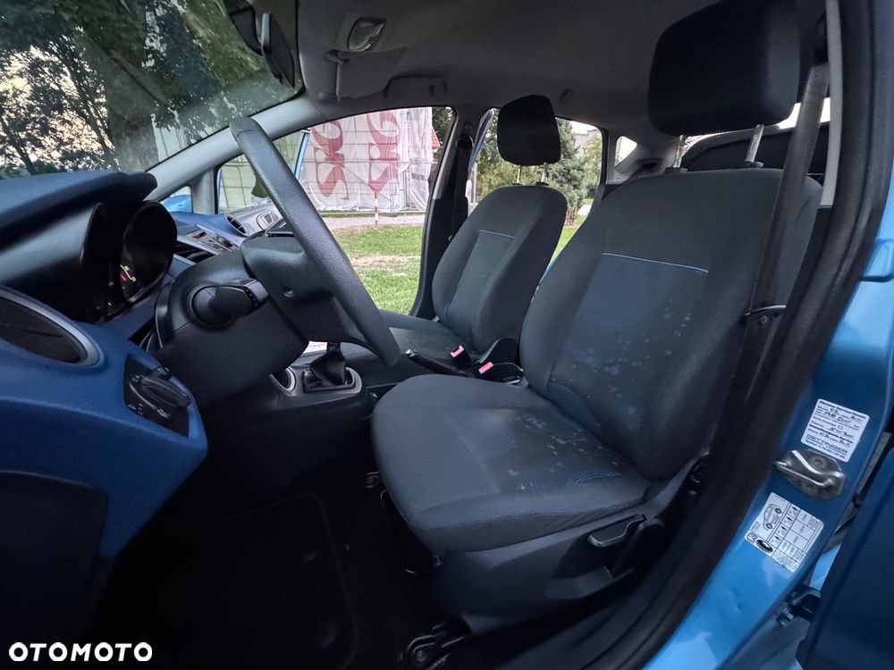 Ford Fiesta - 15