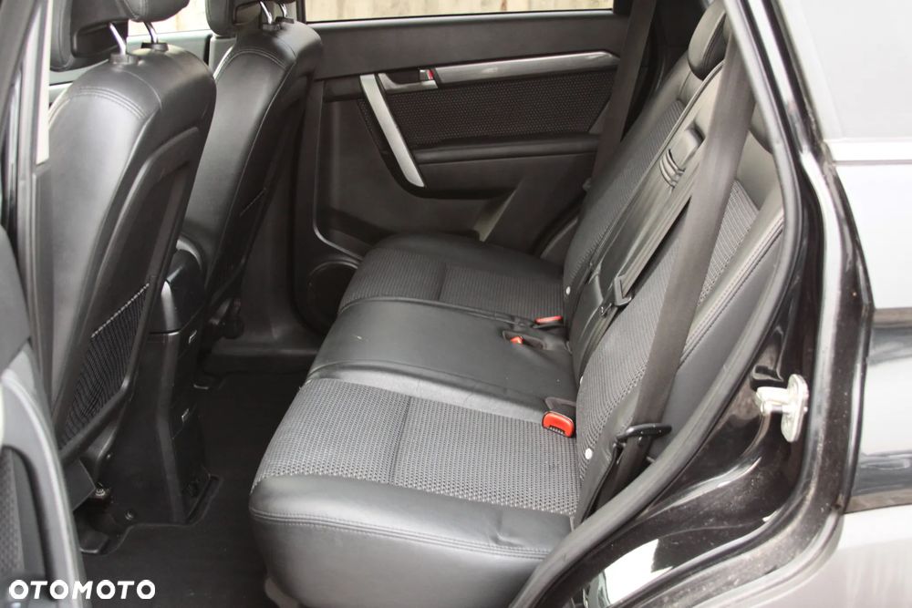 Chevrolet Captiva 2.0 2WD 7 Sitzer LS Family Edition - 17