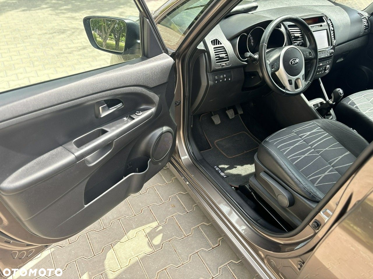 Kia Venga - 9