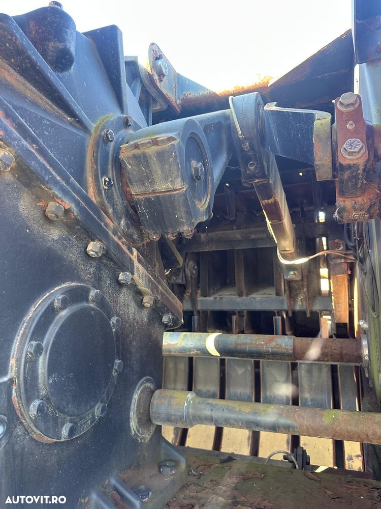 New Holland D 1210 - 15
