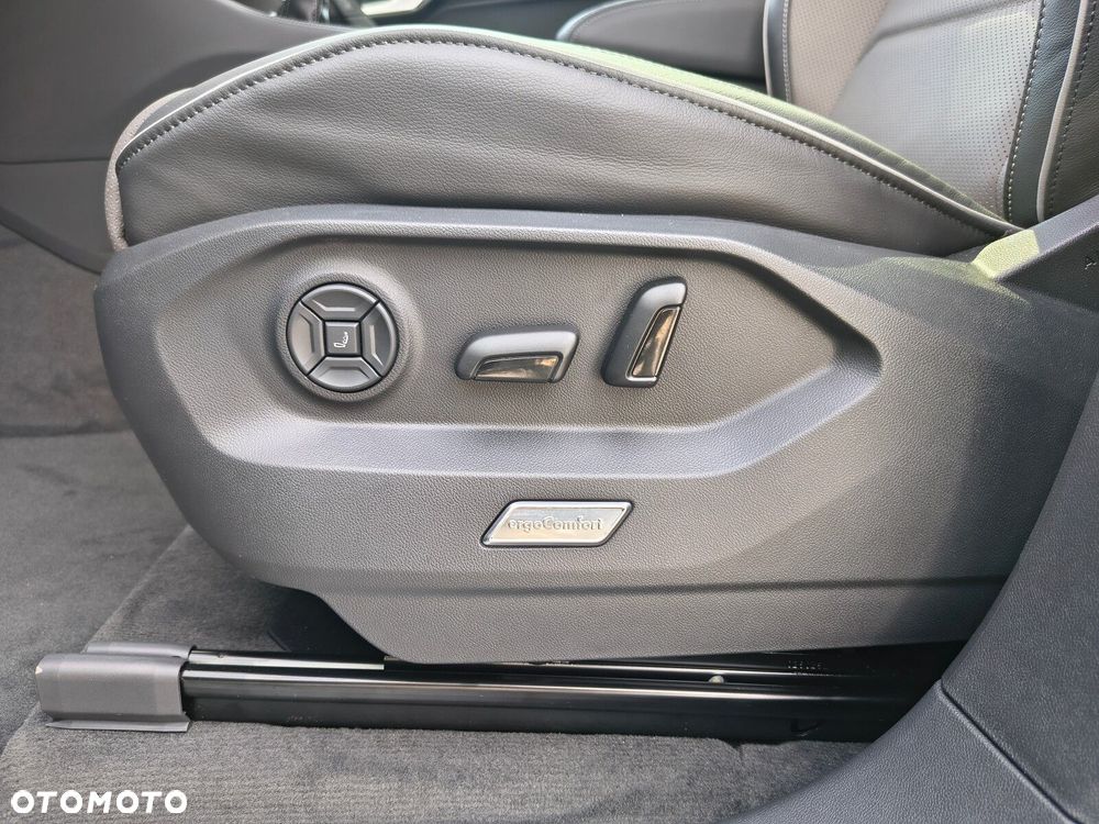 Volkswagen Touareg - 14