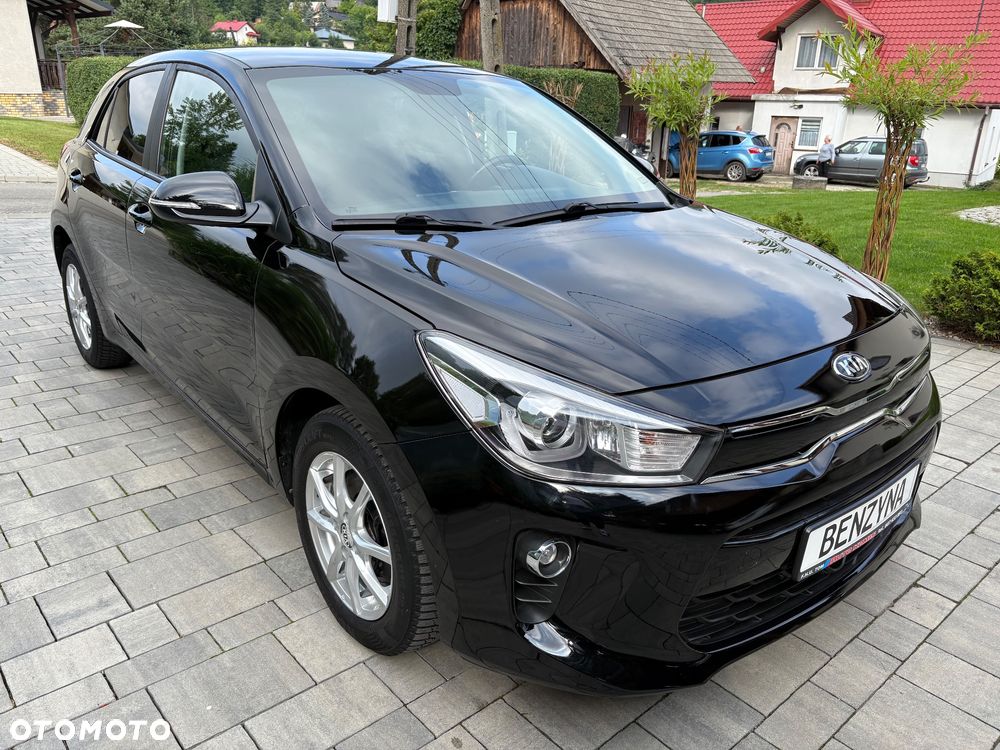 Kia Rio - 4