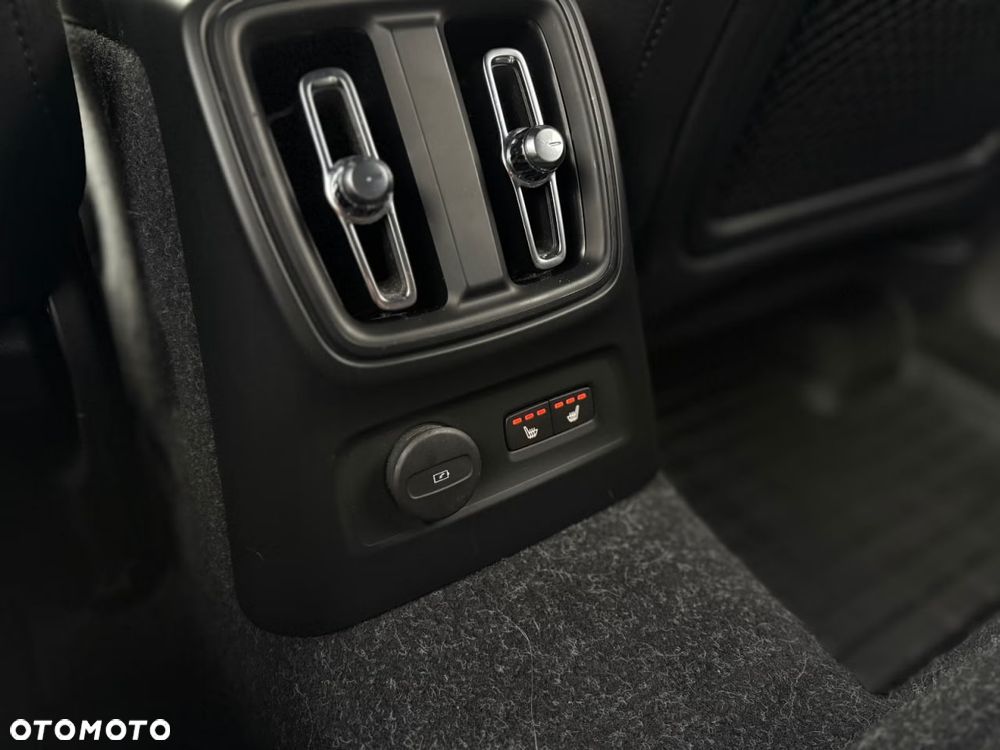 Volvo XC 40 T5 Recharge DKG RDesign - 29