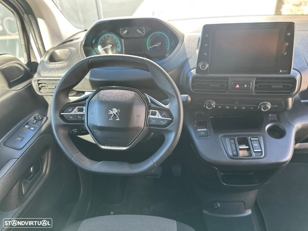 Peugeot e-Partner - 18