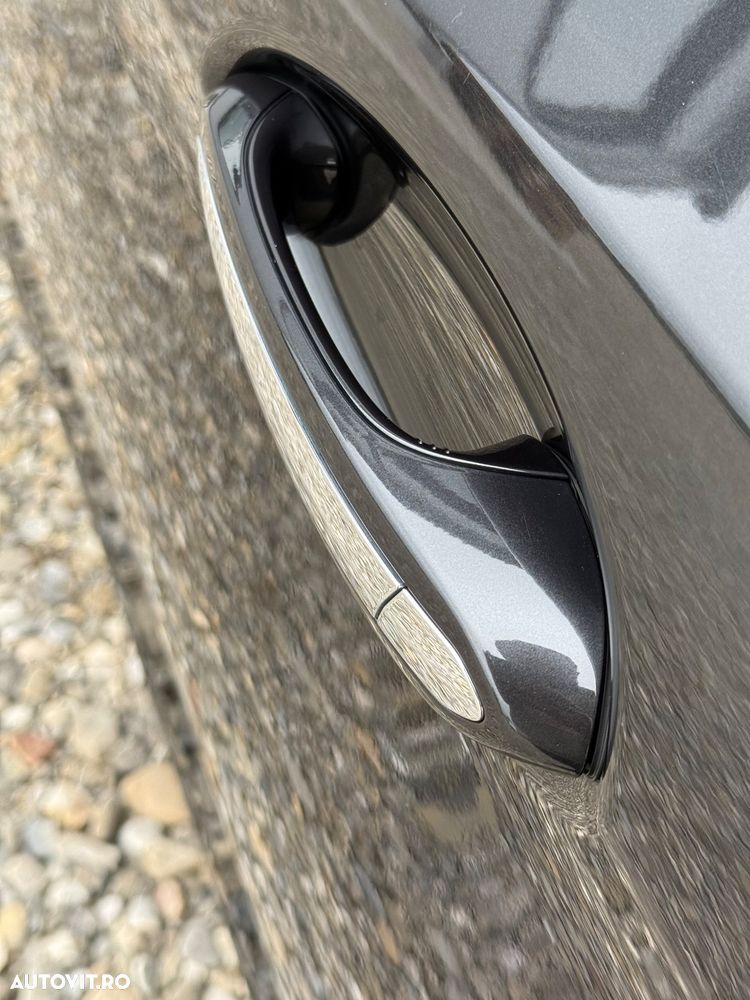 BMW Seria 5 520d Touring Aut. Luxury Line - 37