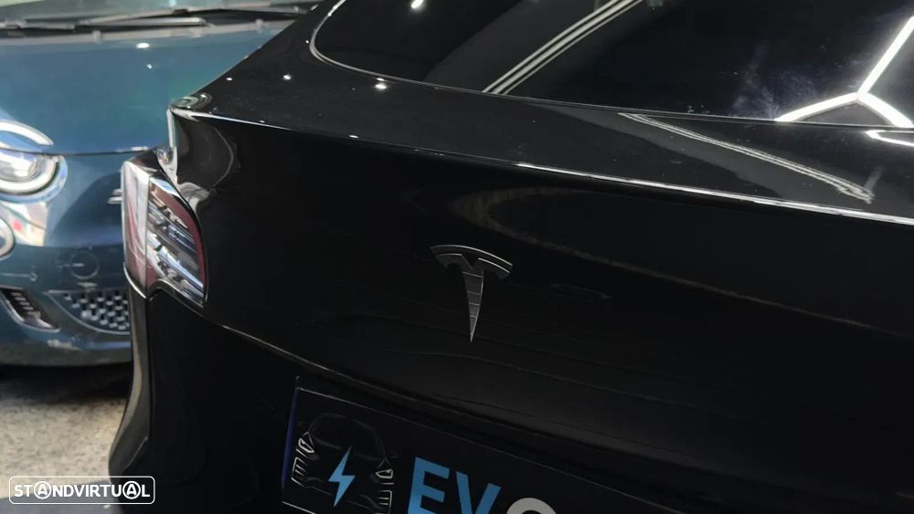 Tesla Model Y Long Range Tração Integral - 10