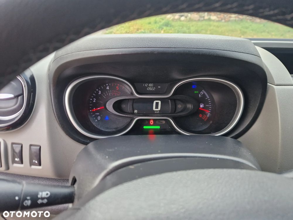 Renault TRAFIC - 12