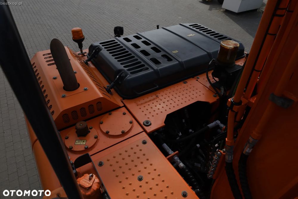 Doosan DX140W-3 - 36