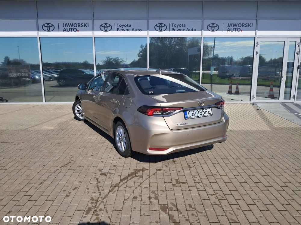 Toyota Corolla - 4