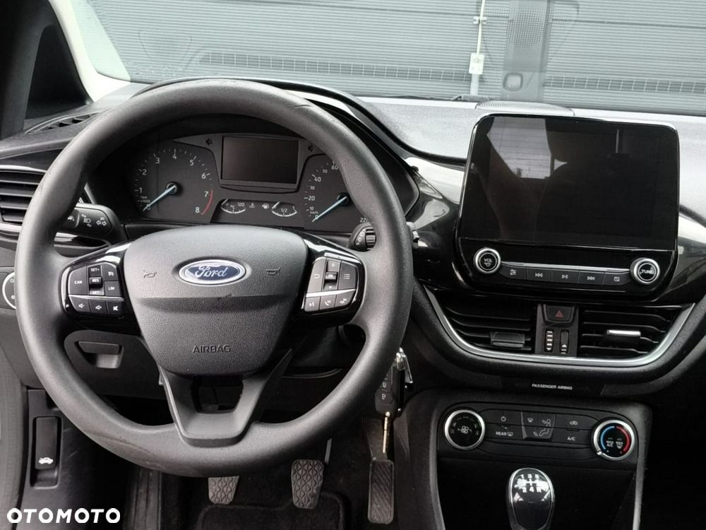 Ford Fiesta - 11