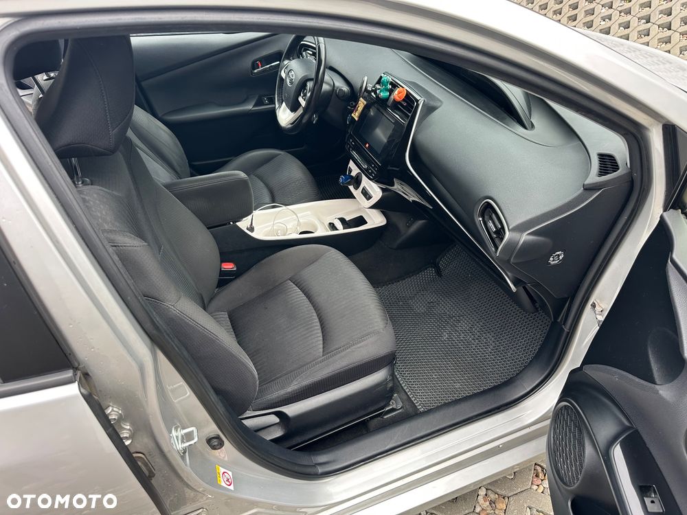 Toyota Prius 1.8 Hybrid Premium - 15