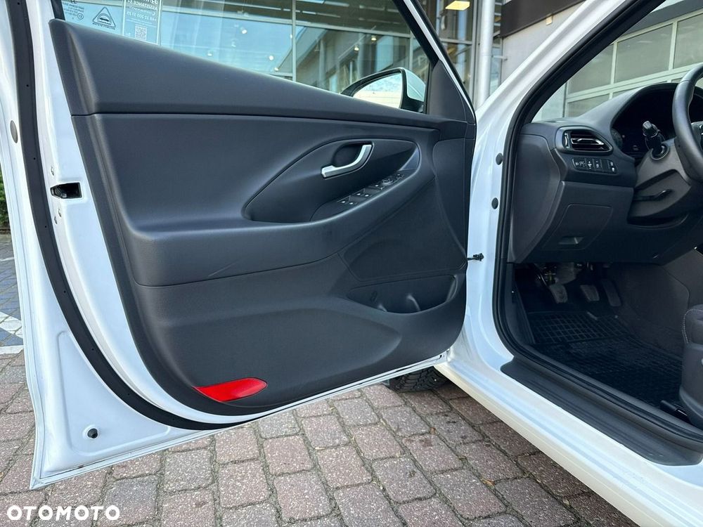 Hyundai i30 1.5 T-GDI 48V Smart - 16
