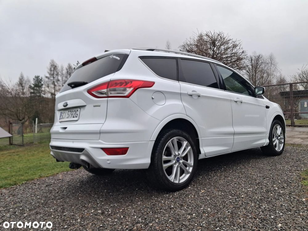 Ford Kuga 1.6 EcoBoost 2x4 Titanium - 8