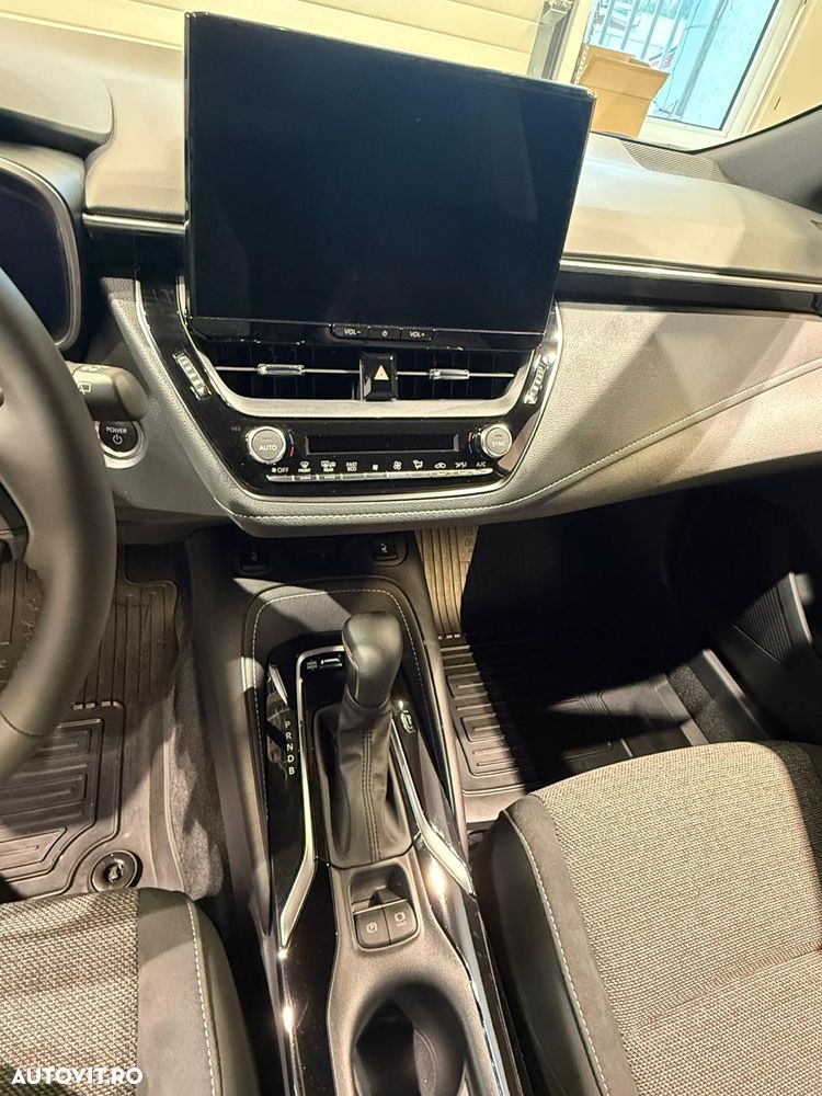 Toyota Corolla 1.8 HSD Dynamic - 10