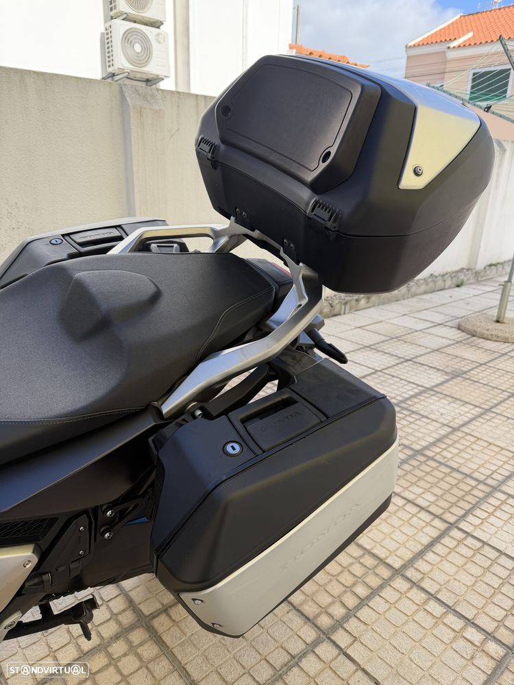 Honda ADV XDV750 - 12