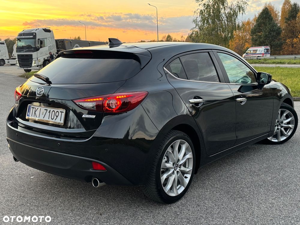 Mazda 3 SKYACTIV-G 120 Urban Limited - 3