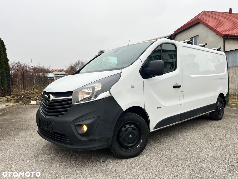 Opel Vivaro - 1