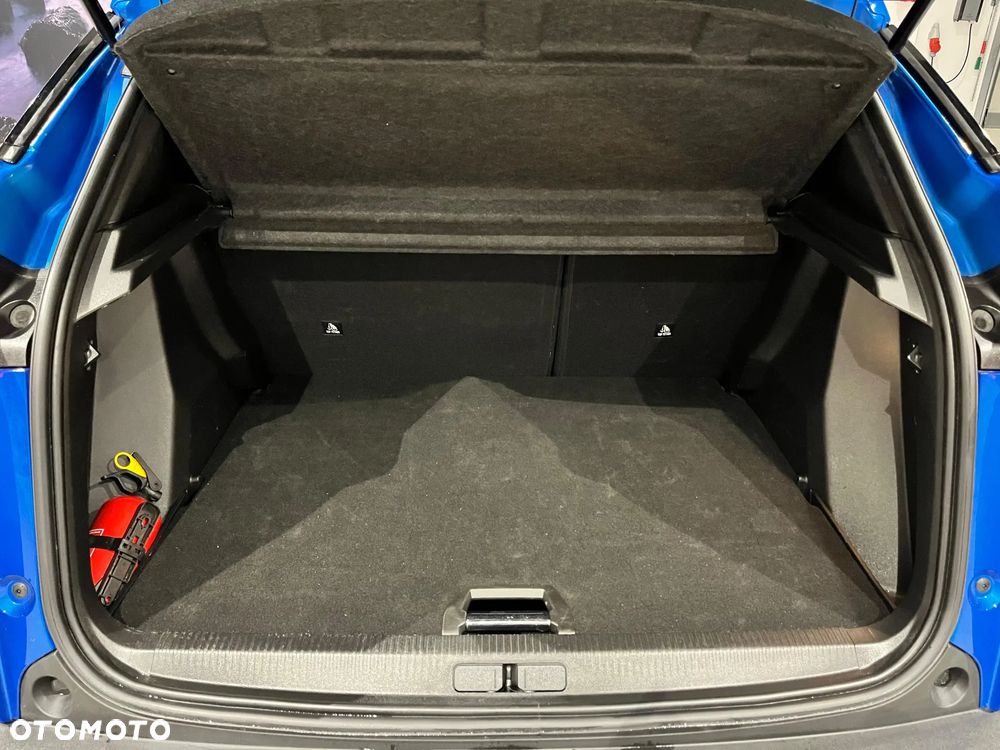 Peugeot 2008 1.2 PureTech Allure S&S EAT8 - 6