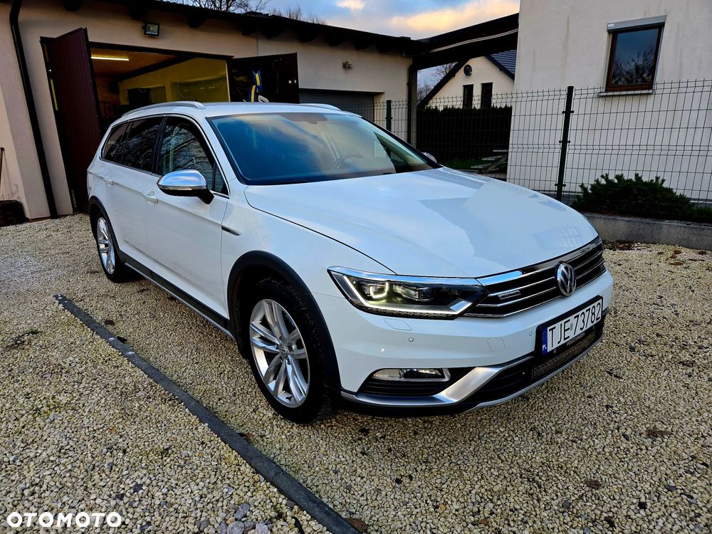 Volkswagen Passat Alltrack 2.0 TDI SCR 4Mot DSG - 13