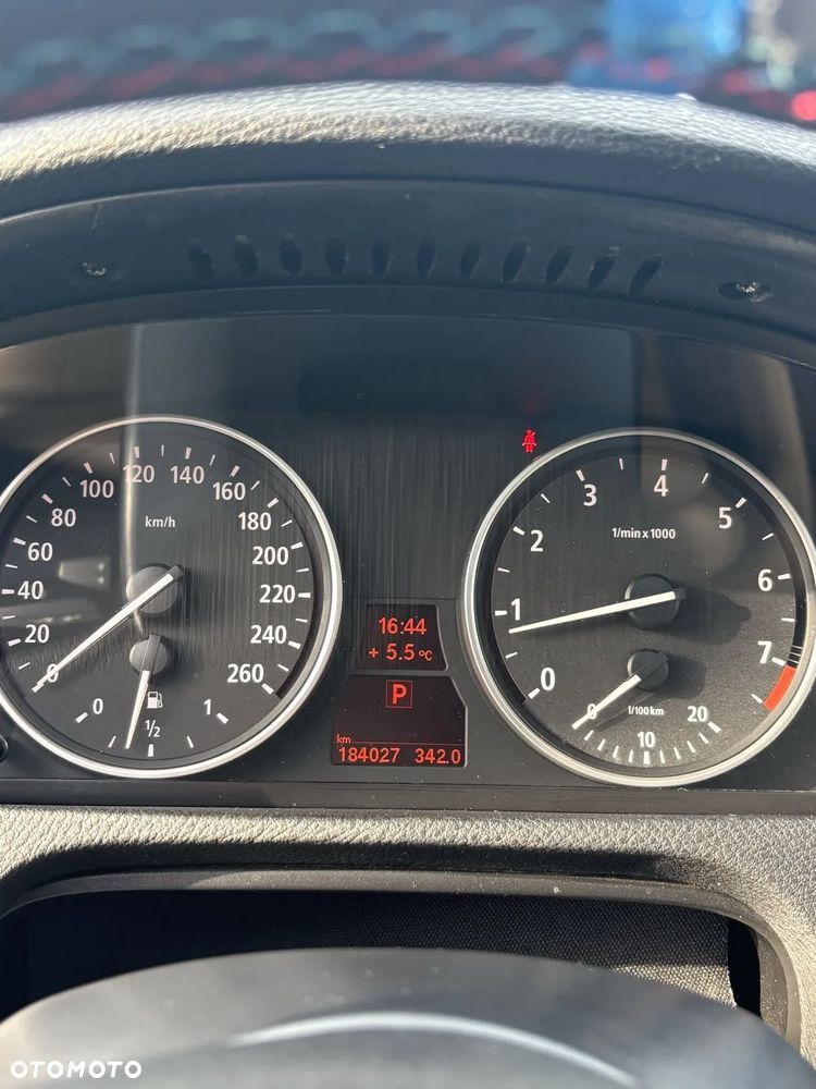 BMW X5 xDrive50i - 14