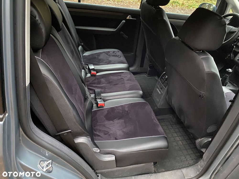 Volkswagen Touran 1.9 TDI - 15