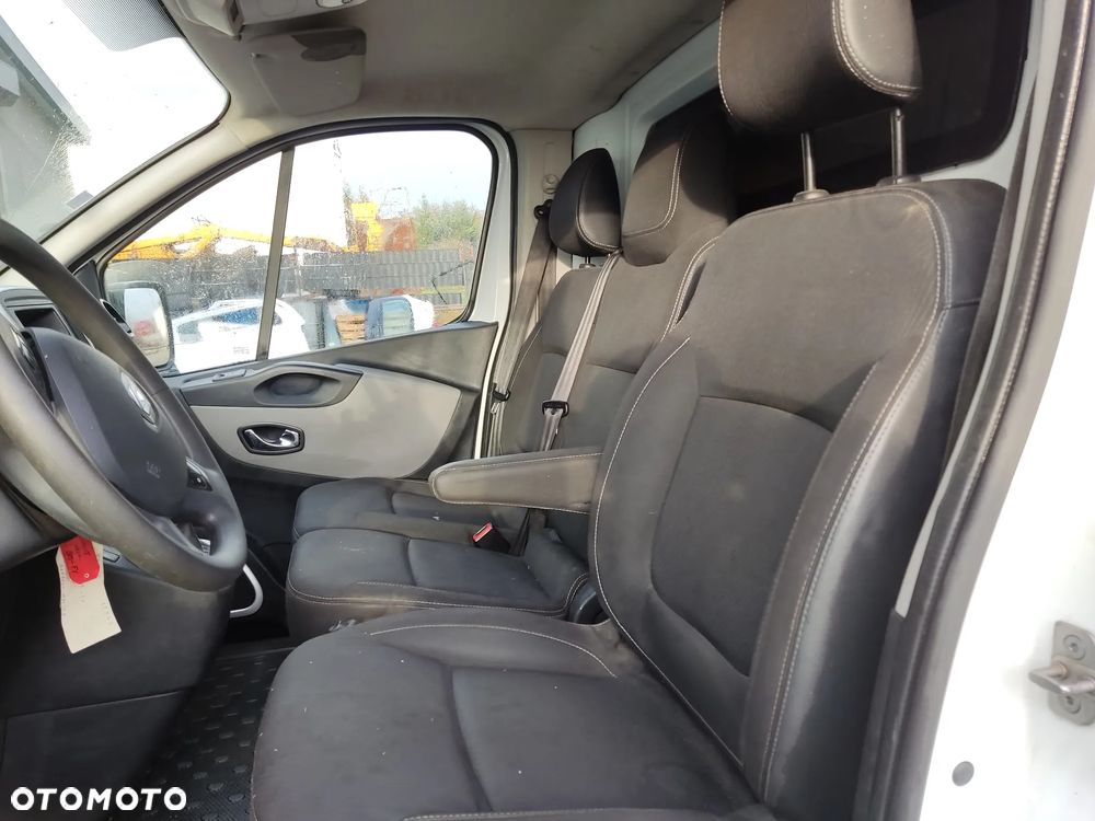 Renault Trafic - 11