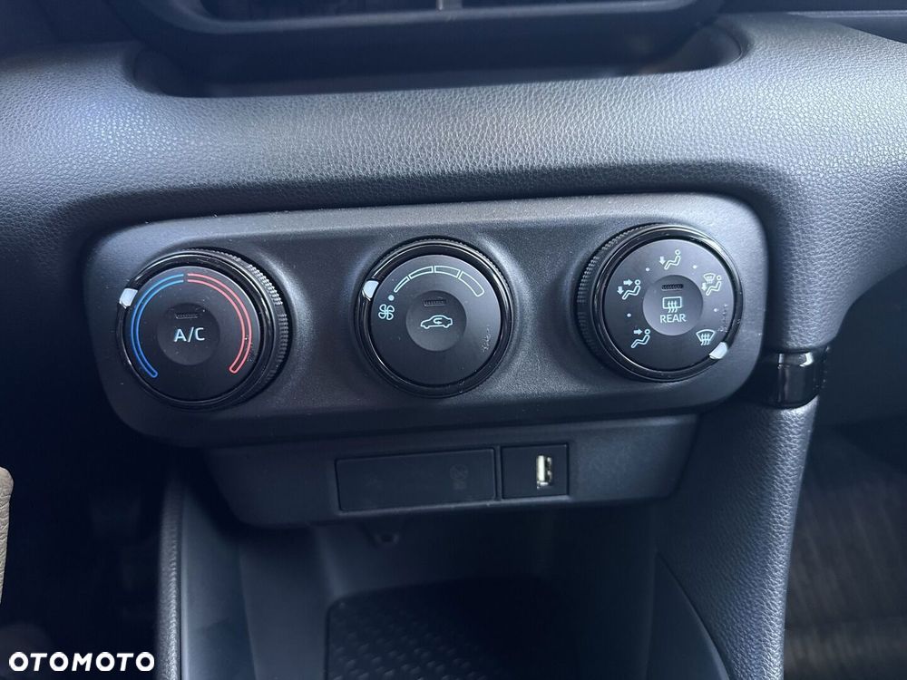 Toyota Yaris - 20