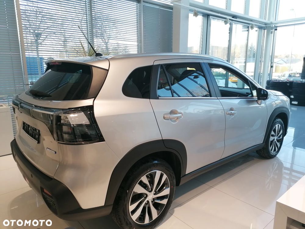 Suzuki S-Cross 1.4 BoosterJet mHEV Elegance SP 4WD - 3