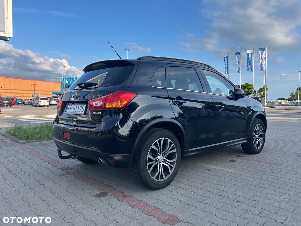 Mitsubishi ASX - 5