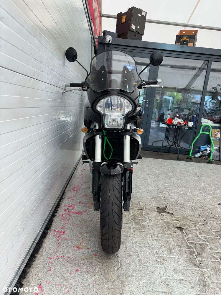 Kawasaki KLE - 28