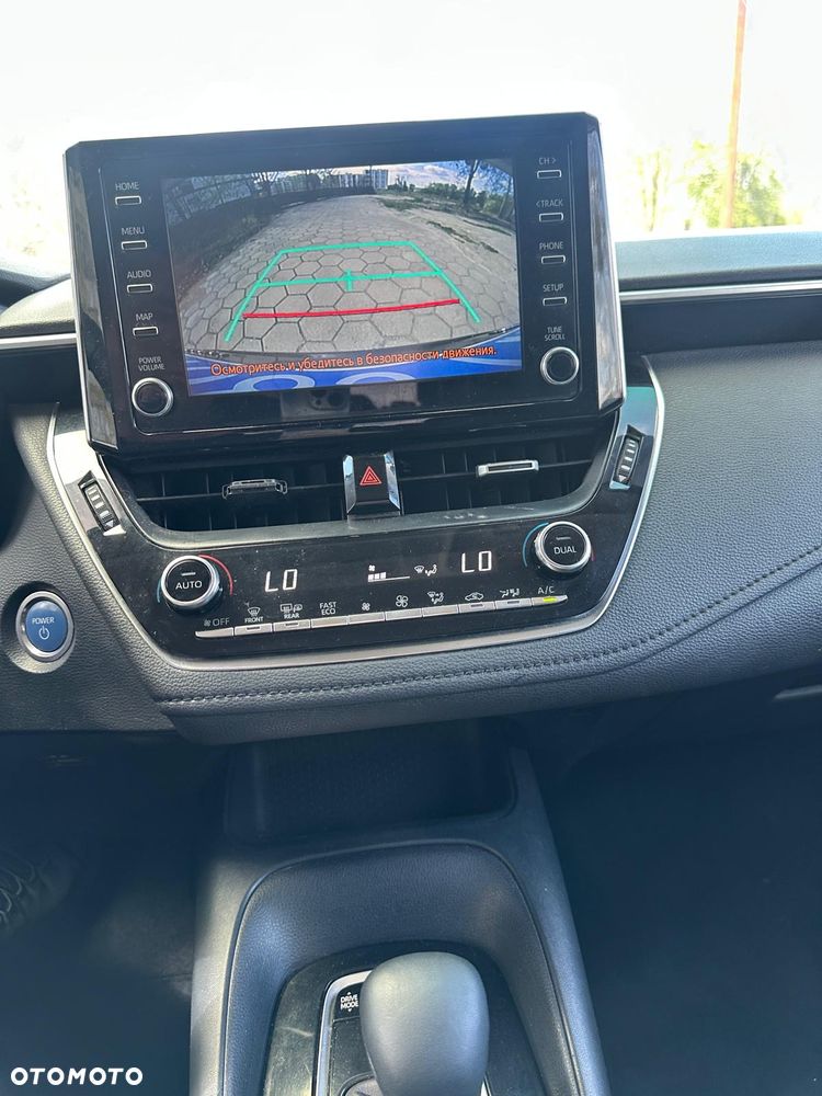 Toyota Corolla 1.8 Hybrid Comfort - 19