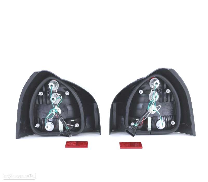 FAROLINS TRASEIROS AUDI A3 8L 96-00 FUMADOS - 4