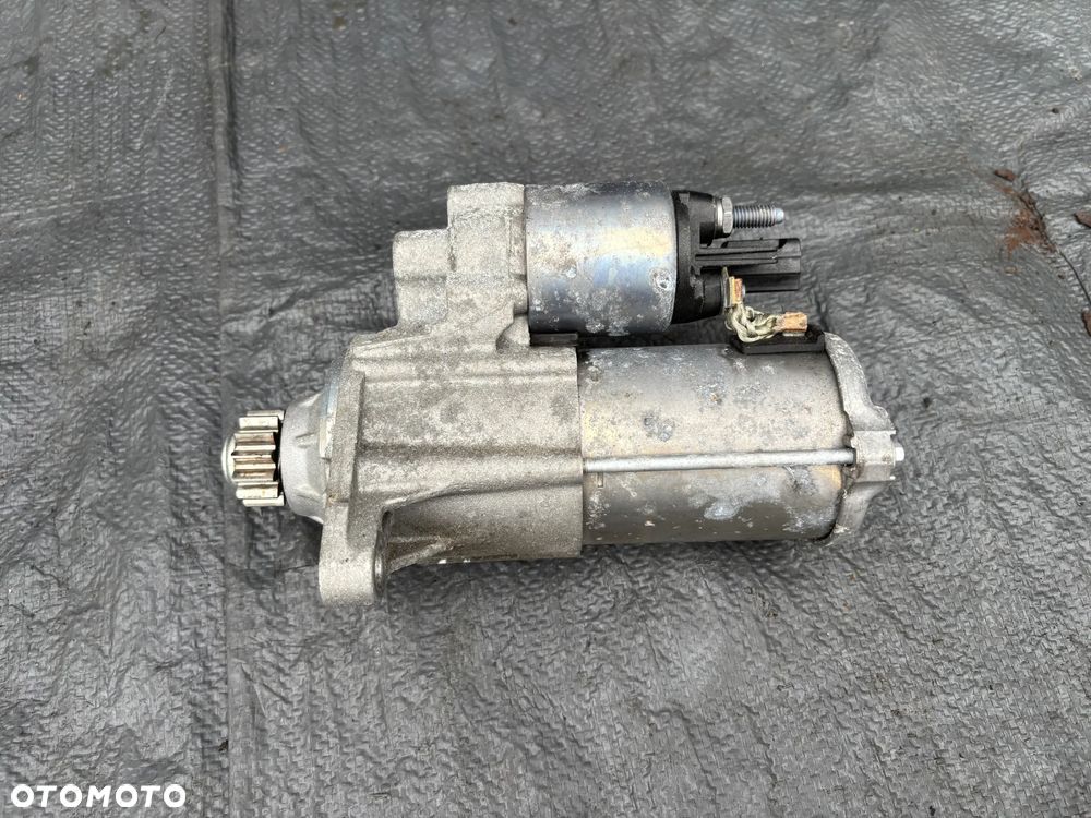 Vw Tiguan II rozrusznik 02E911022H - 2